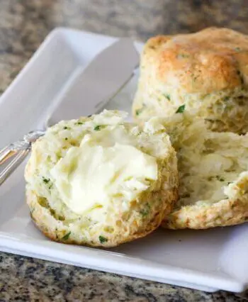 parsley and olive oil biscuits