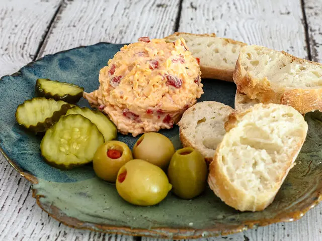 pimento cheese with baguette slices
