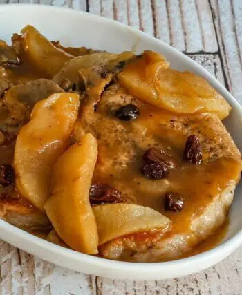 braised pork chops with apples