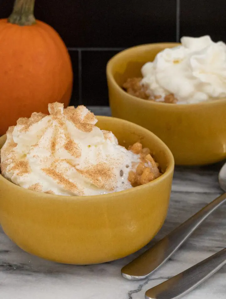 pumpkin rice pudding in dessert dishes