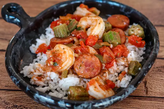 shrimp and sausage with okra and tomatoes