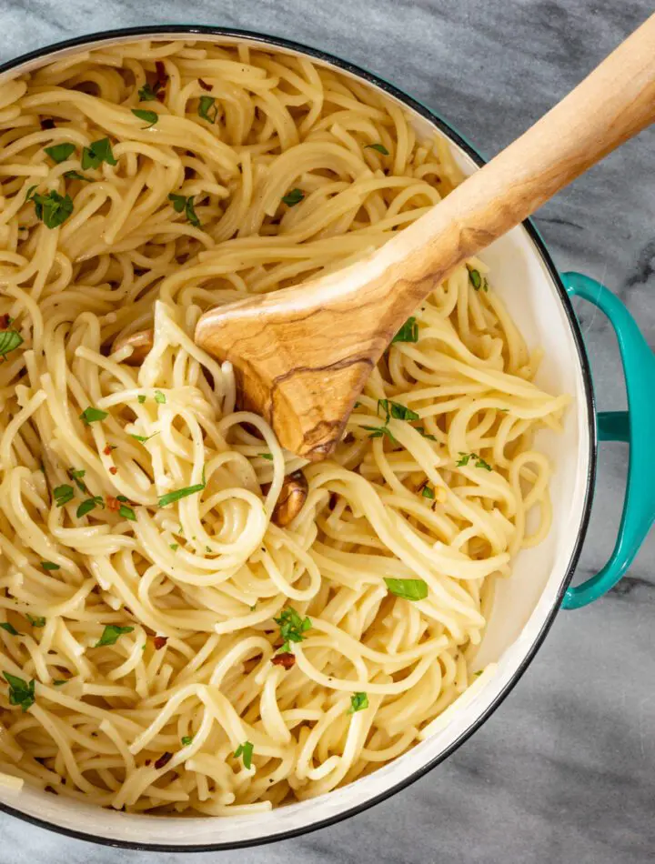 roasted garlic pasta in the pan