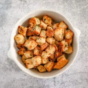 seasoned croutons for salads