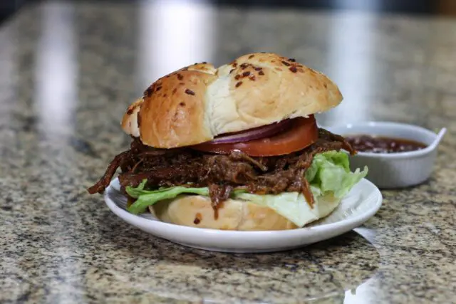 slow cooker beef and beer sandwich