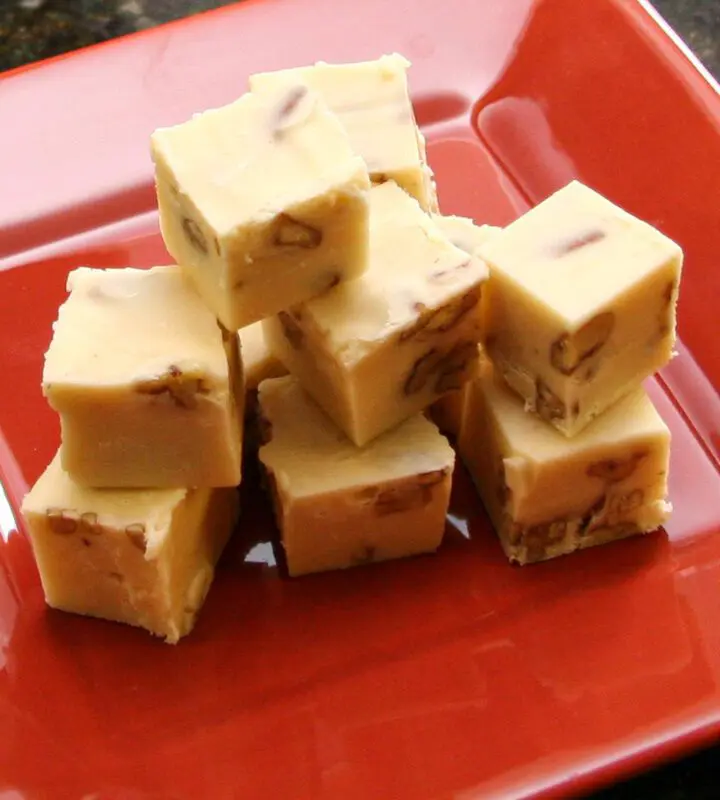 sour cream fudge