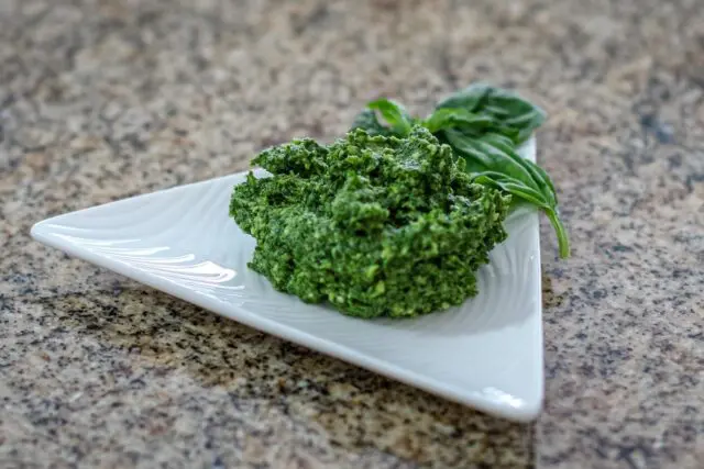 spinach pesto