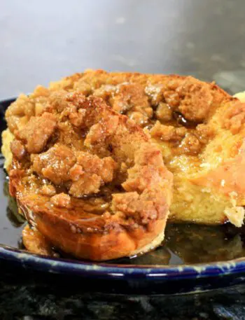 French toast baked with streusel topping