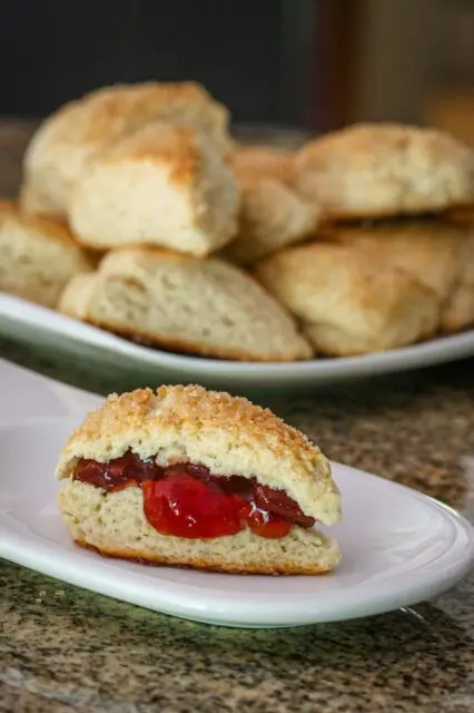 vanilla cream scones