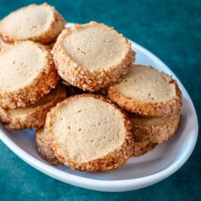 A plate of sable style snickerdoodle cookies.