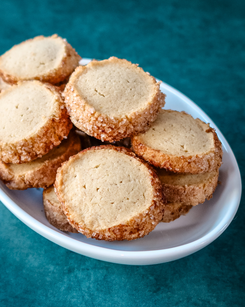 A plate of sable style snickerdoodle cookies.