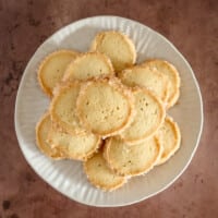 A plate of vanilla sable cookies.