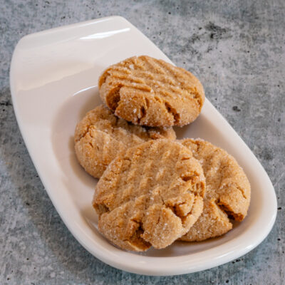 A dish of bisquick peanut butter cookies.