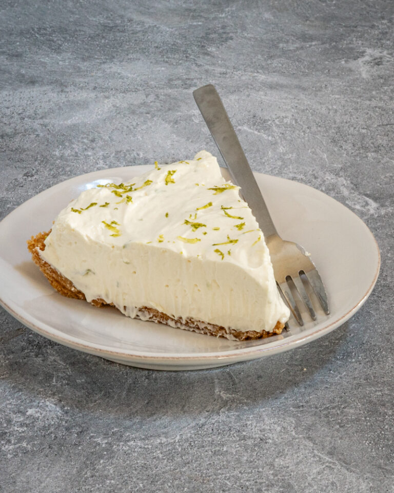 An easy no-bake key lime pie on a plate
