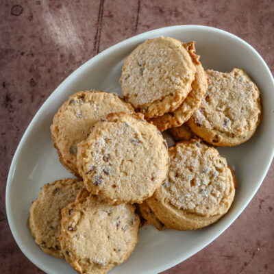 peanut butter chocolate chip cookies, overheat picture
