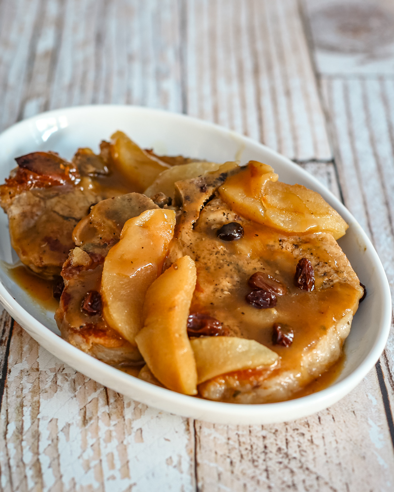 braised pork chops with apples