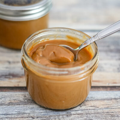 slow cooker dulce de leche in jars