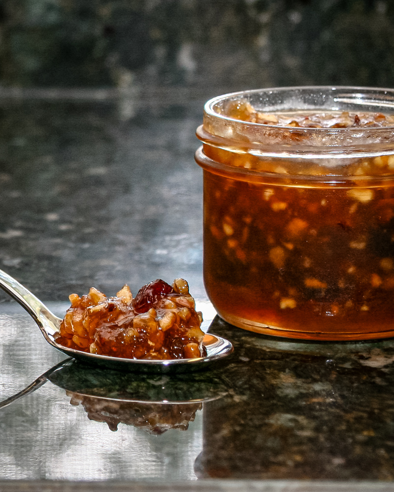 apple cranberry conserve in a canning jar