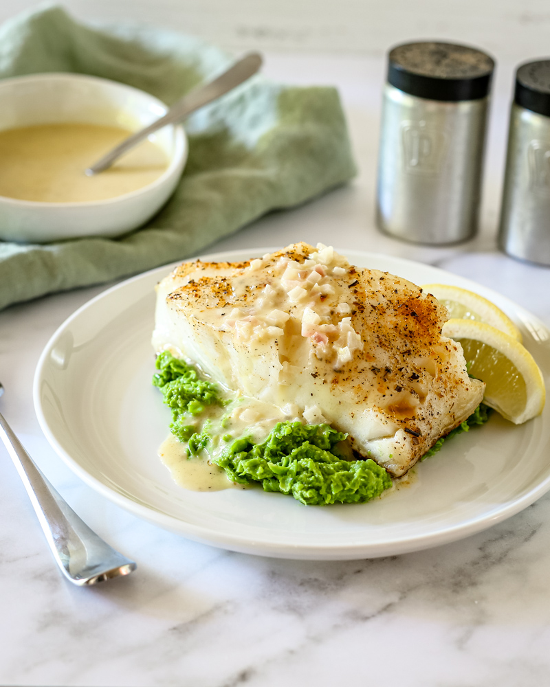 sea bass with beurre blanc lemon sauce and pea puree