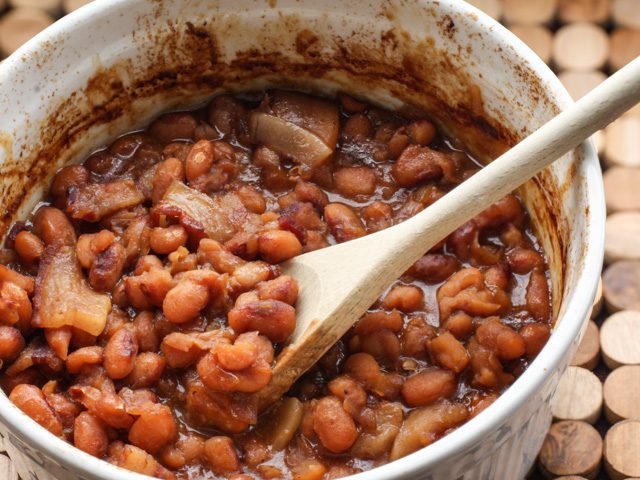 baked yellow eye beans