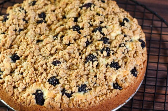 baked blackberry cake