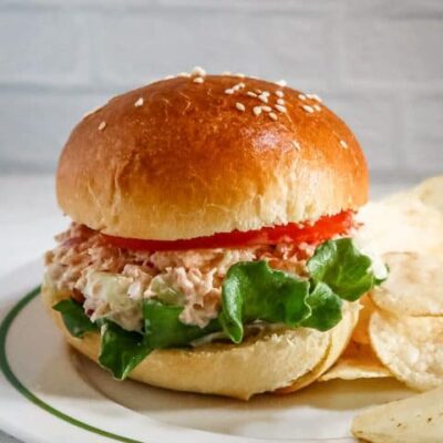 brioche bun with sandwich filling
