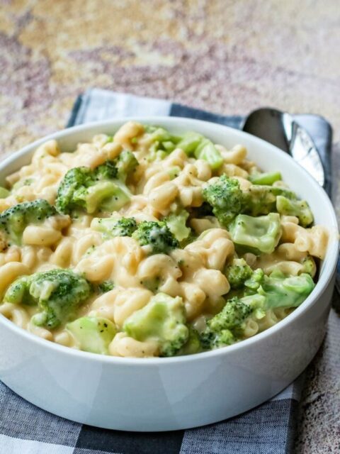 broccoli macaroni and cheese