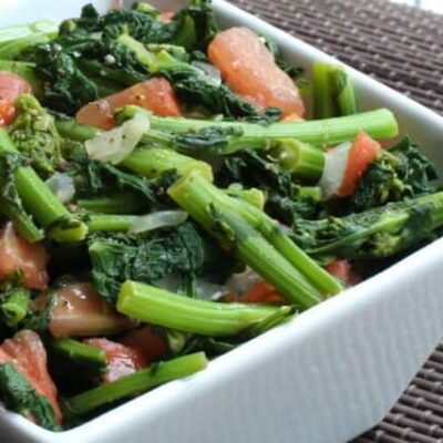 broccoli raab or rabe with tomatoes and garlic