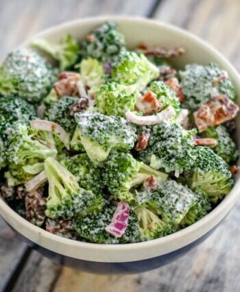 broccoli salad with baked sugared bacon