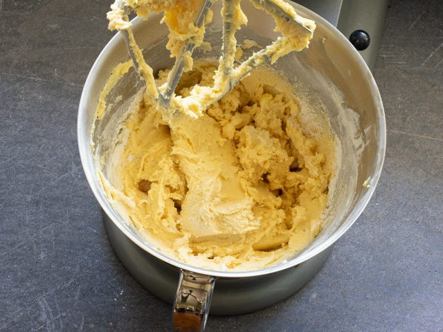 batter for cherry cobbler bars