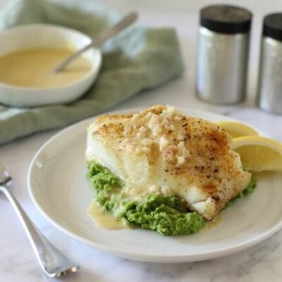 chilean sea bass with beurre blanc lemon sauce and pea puree