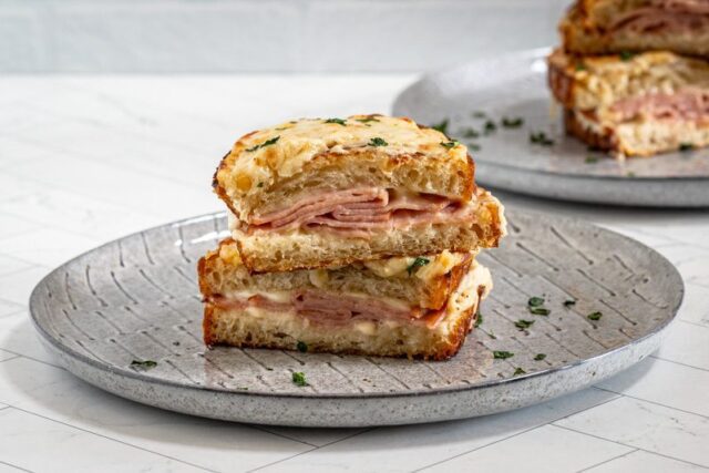 croque monsieur sandwiches