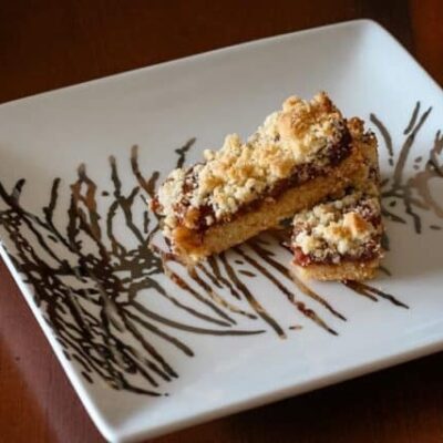 Date Bars With Shortbread Crust