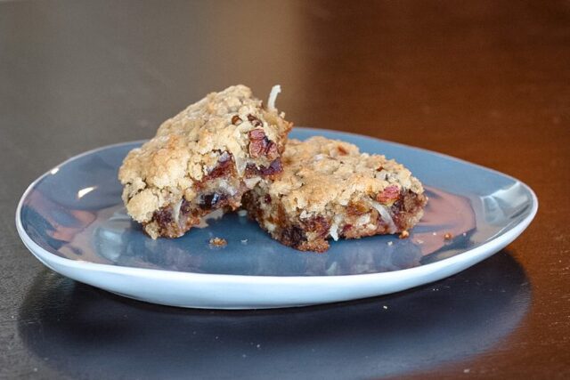 chewy, moist date blondies