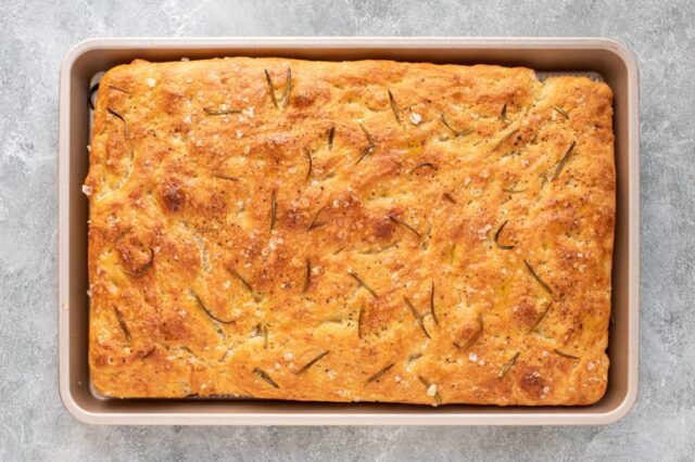 pan of no knead focaccia