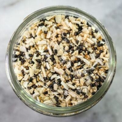 everything bagel seasoning in a small jar