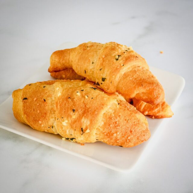 Garlic Butter Crescent Rolls Classic Recipes