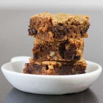 graham blondies stacked