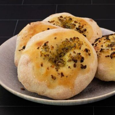 homemade bialys