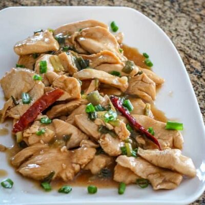 platter with hunan chicken