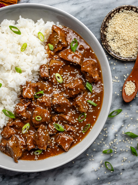 Bowl of Korean beef with rice.