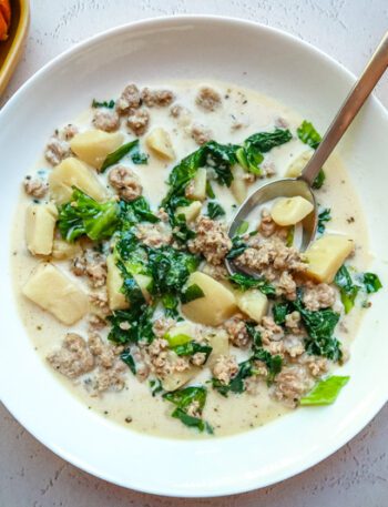 instant pot zuppa toscana in a bowl