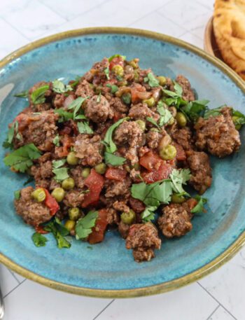kheema matar with ground beef, tomatoes, and peas