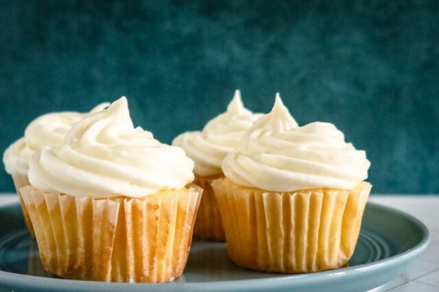 lemon cream cheese frosting on cupcakes