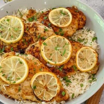 lemon pepper chicken in a serving dish