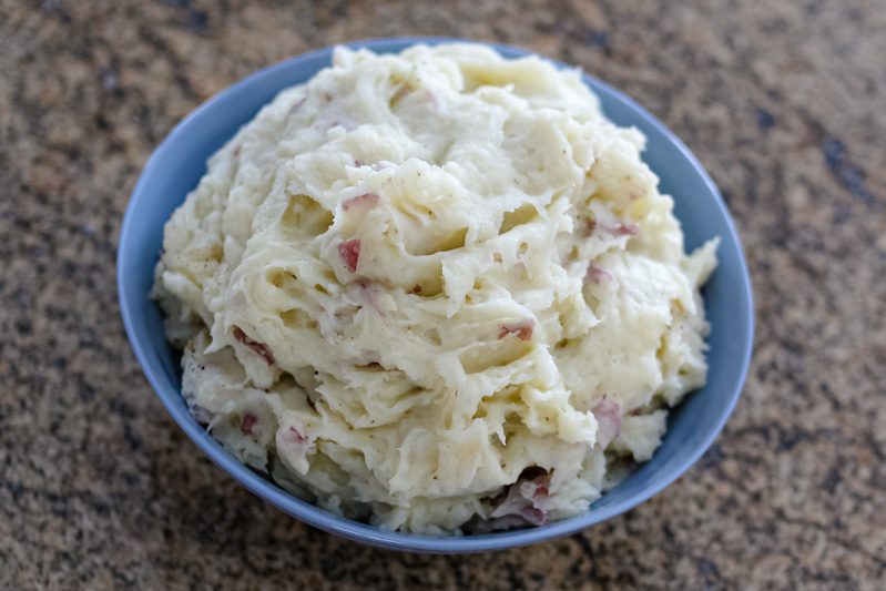 light roasted garlic mashed potatoes, vegan
