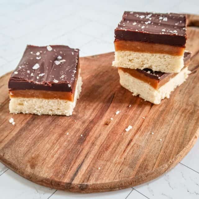Millionaire's Shortbread - Classic Recipes