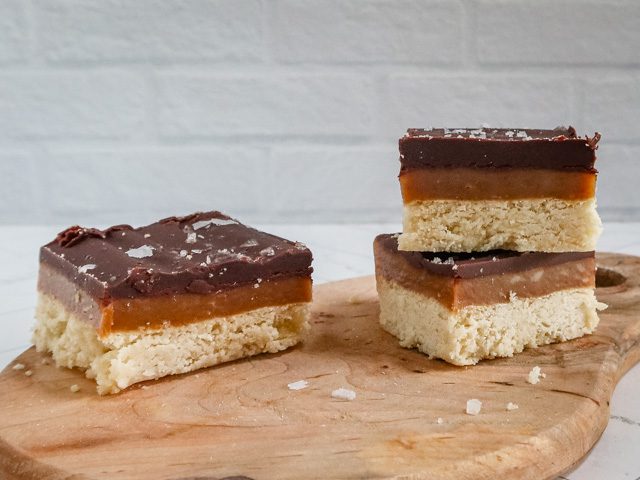 millionaire's shortbread cookies