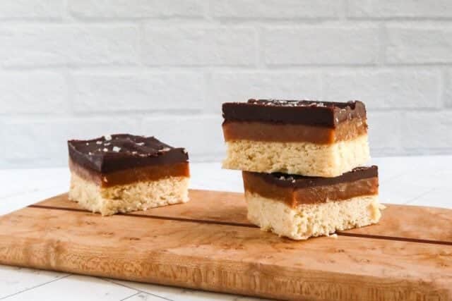 Millionaire's Shortbread - Classic Recipes