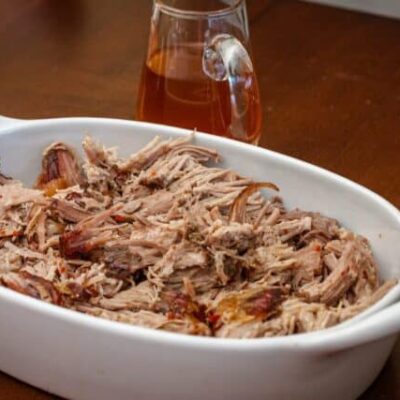 slow-cooked north carolina pulled pork with vinegar sauce
