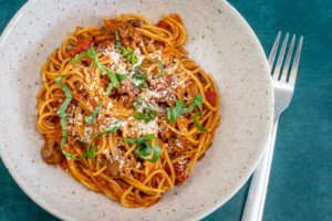 A serving of the one pot spaghetti dinner.